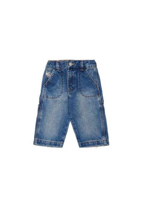 Jeans con logo